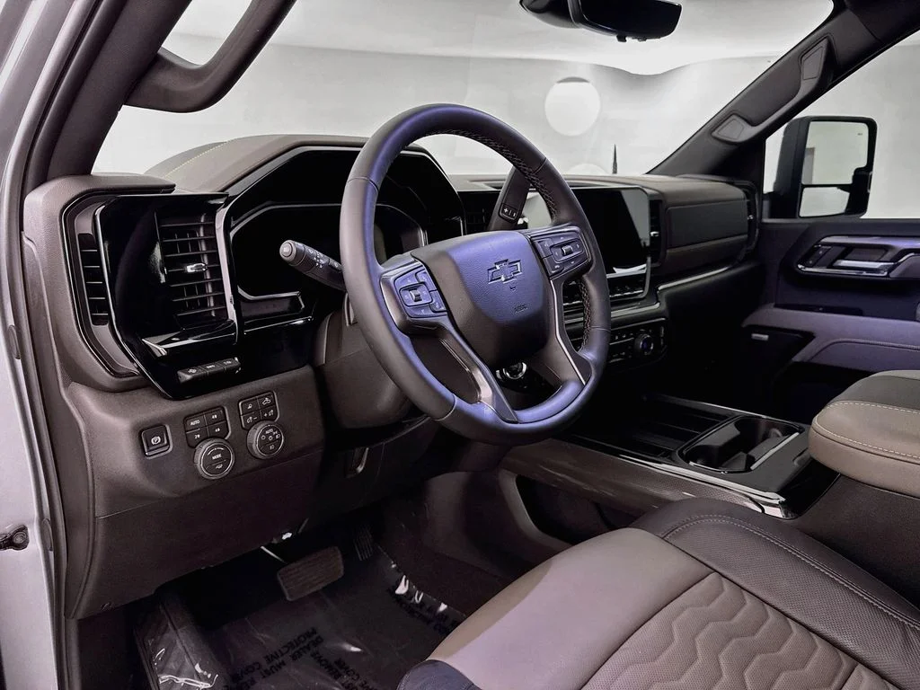 Used 2026 Gray Chevrolet ZR2 image 9