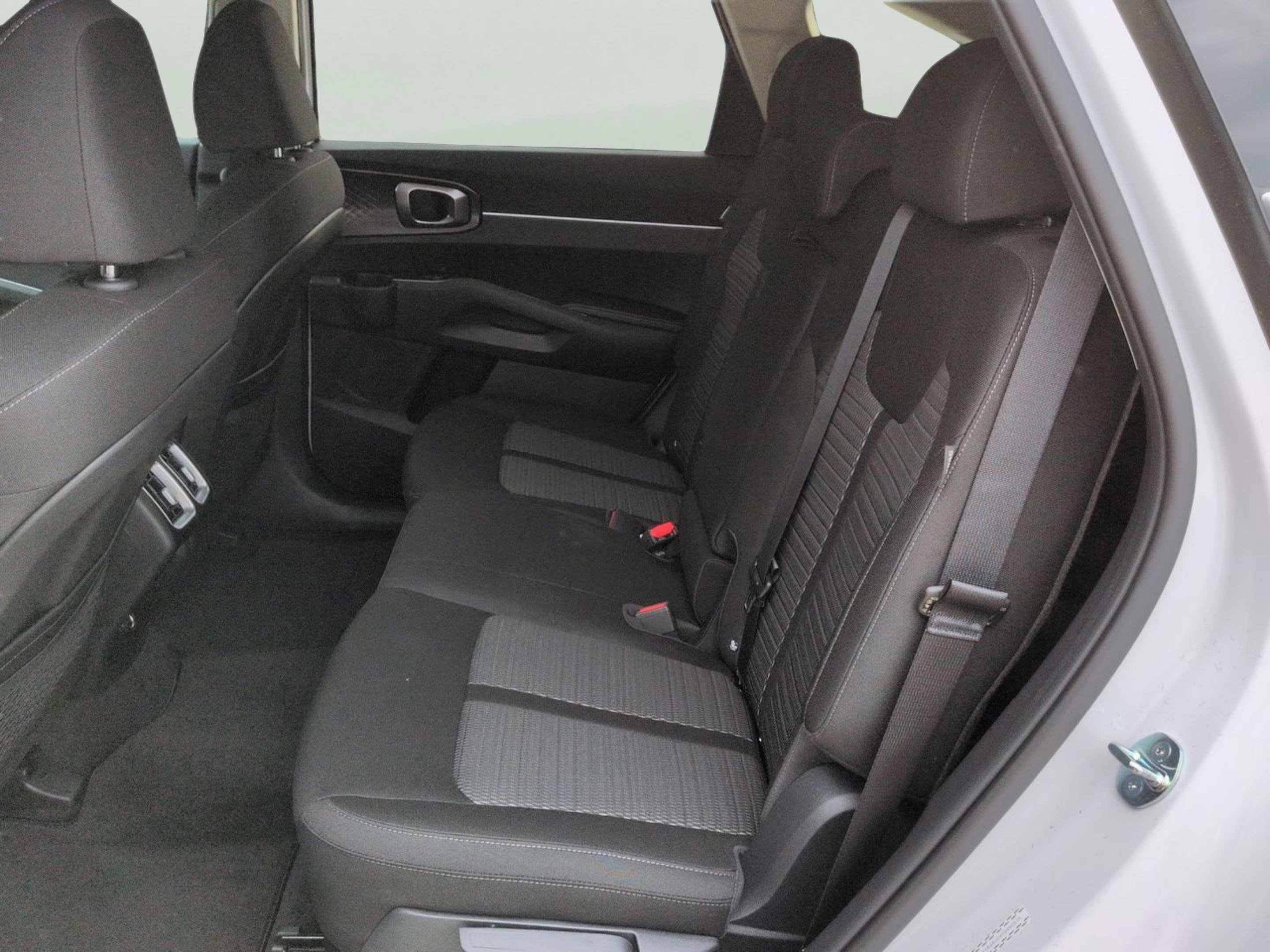 New 2026 Glacial White Pearl Kia LX image 11