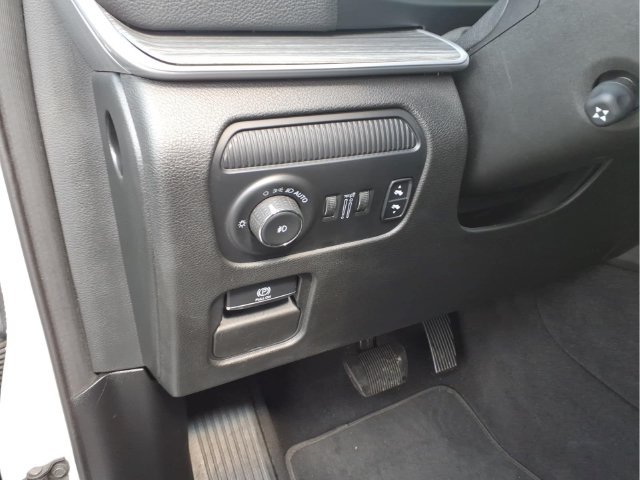 Used 2024 White Jeep Series II image 23
