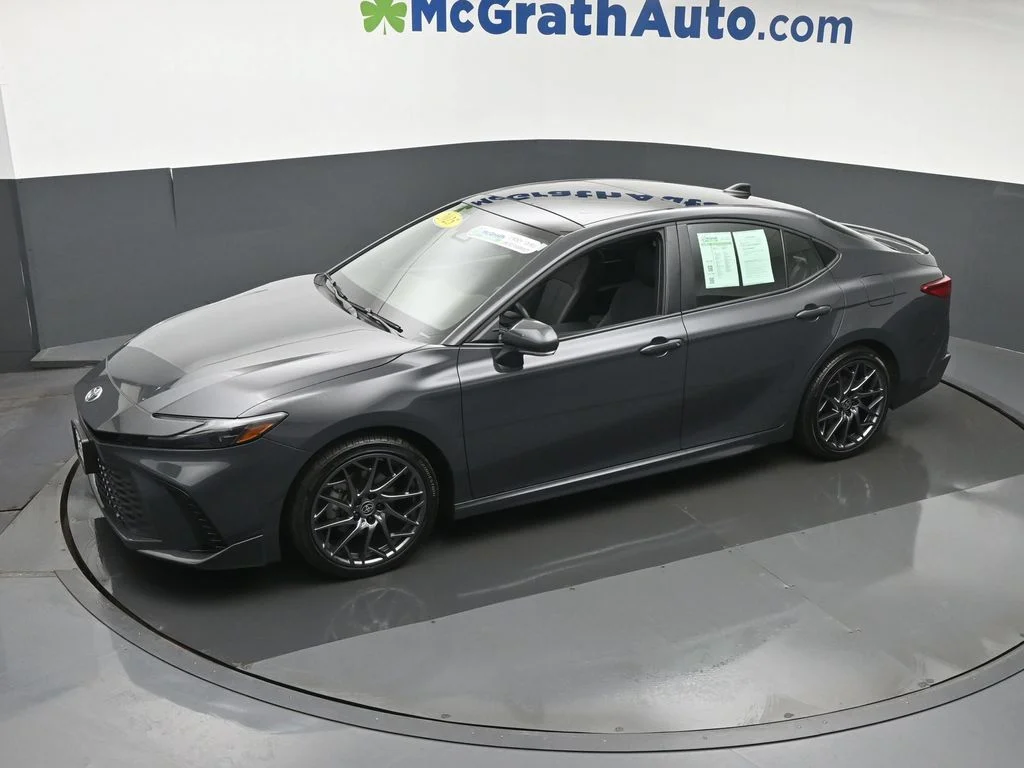 Used 2025  Toyota XSE image 20