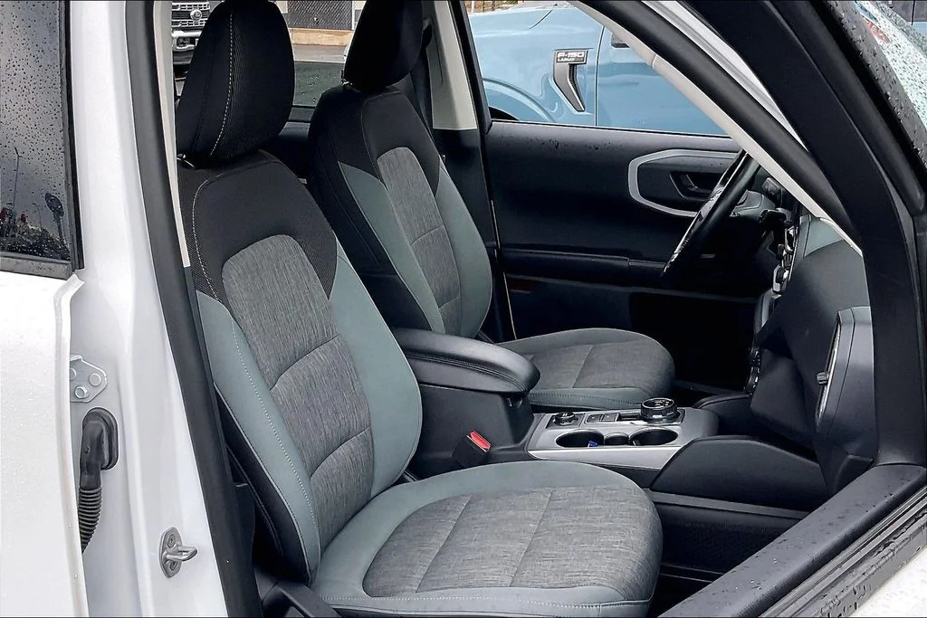 Used 2022 White Ford Big Bend image 6