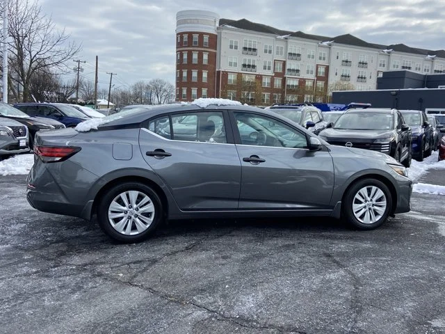 Certified Used 2025 Gun Metallic Nissan S image 3