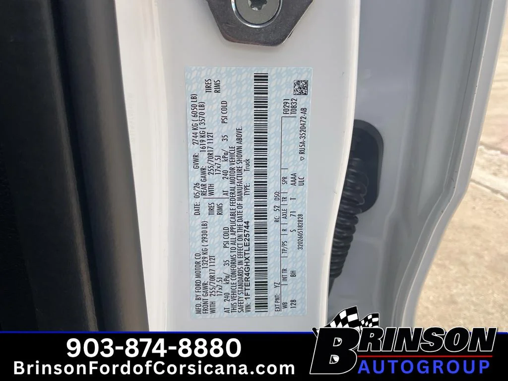 New 2026 Oxford White Ford XLT image 18