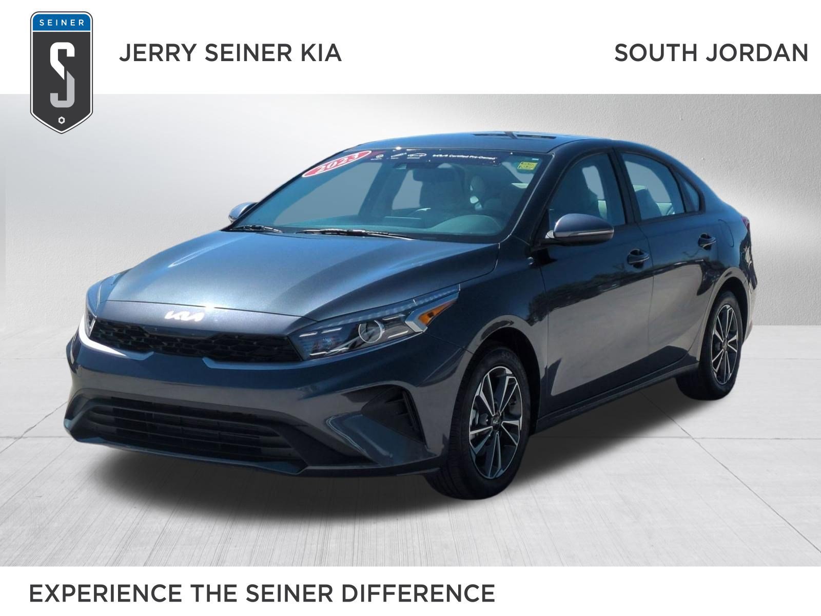 Used 2023 Gravity Gray Kia LXS image 1
