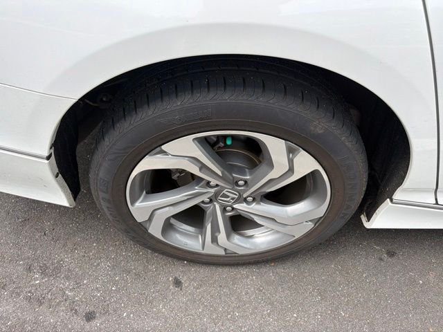 Certified Used 2020 Platinum White Pearl Honda EX image 12