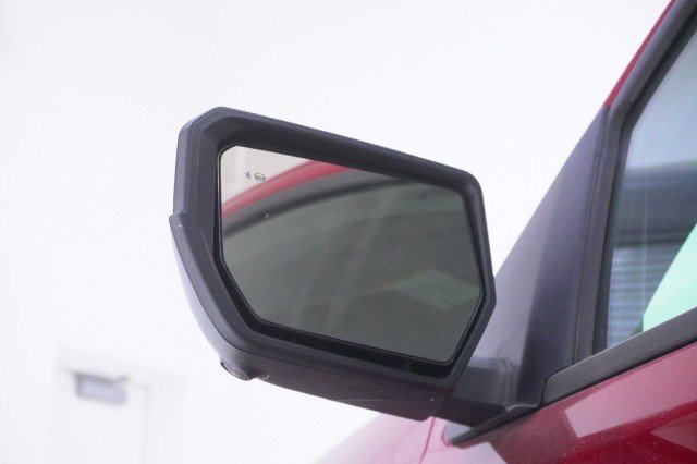 2026 Chevrolet Colorado ZR2 - Photo 12