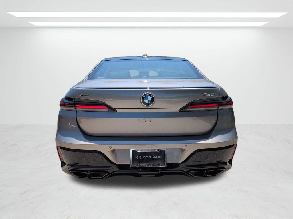 New 2026 Oxide Grey Metallic BMW 760i xDrive image 5