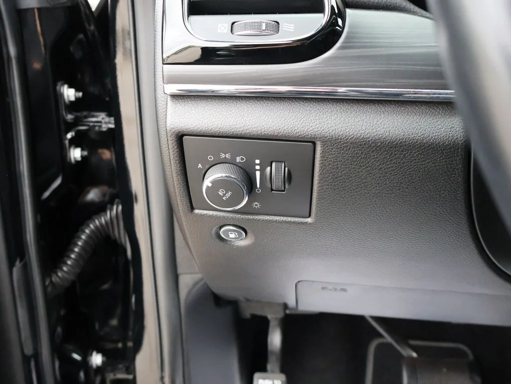 Used 2021 Black Jeep 80th Anniversary Edition image 32