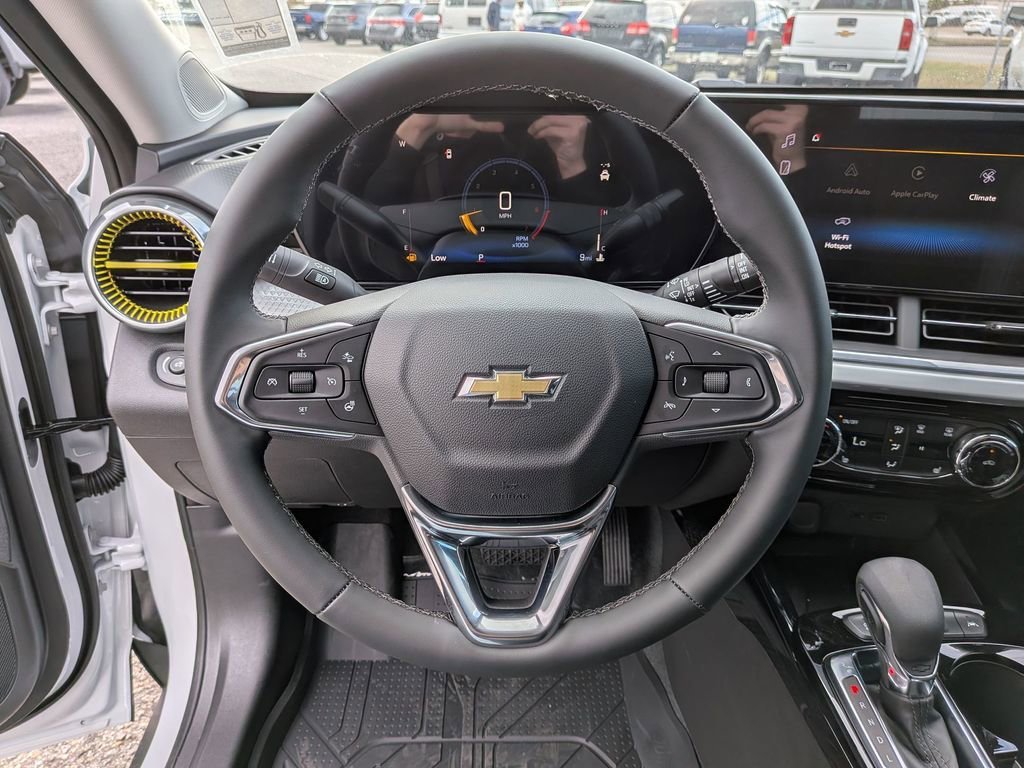 2026 Chevrolet Trax LT - Photo 14