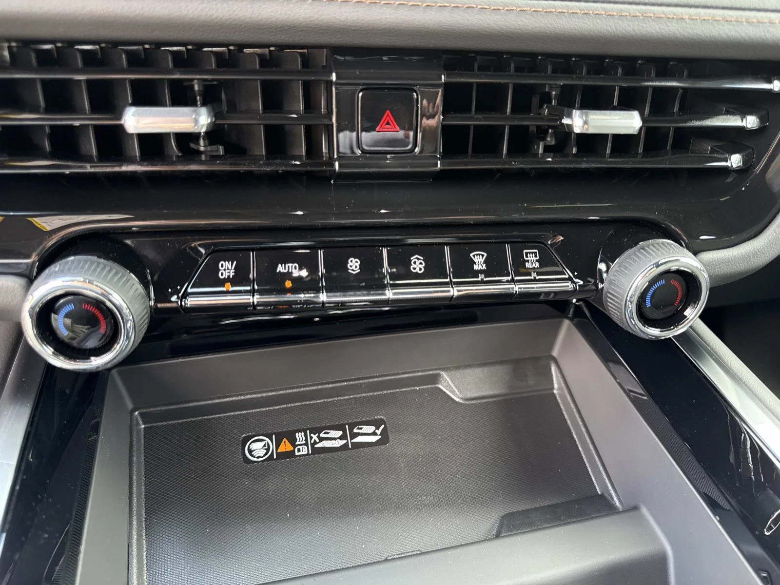 New 2026 Sterling Gray Metallic Chevrolet High Country image 27