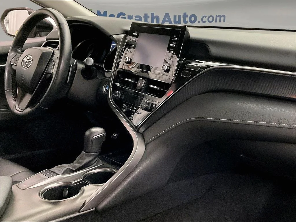 Certified Used 2022 Silver Toyota SE image 21