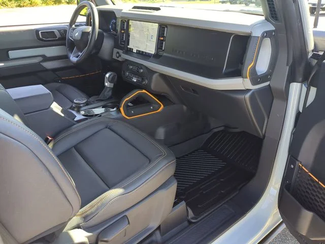 Used 2022 Green Ford Badlands image 34