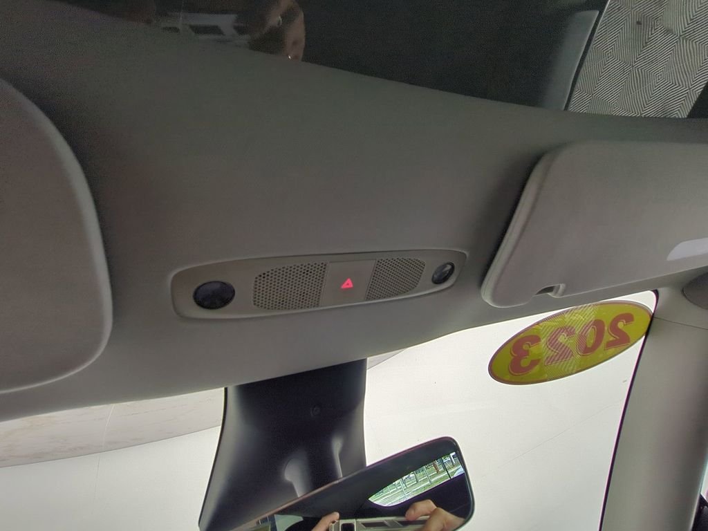 2023 Tesla Model Y Long Range - Photo 24