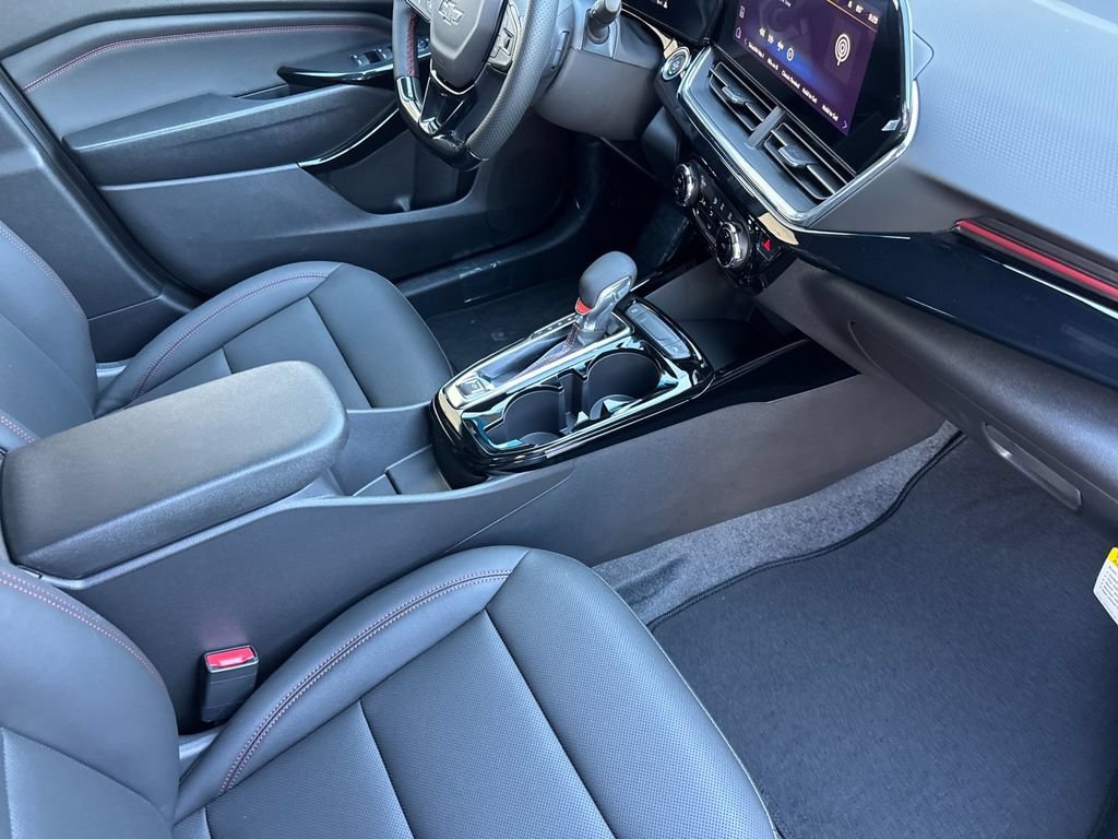 2026 Chevrolet Trax RS - Photo 15