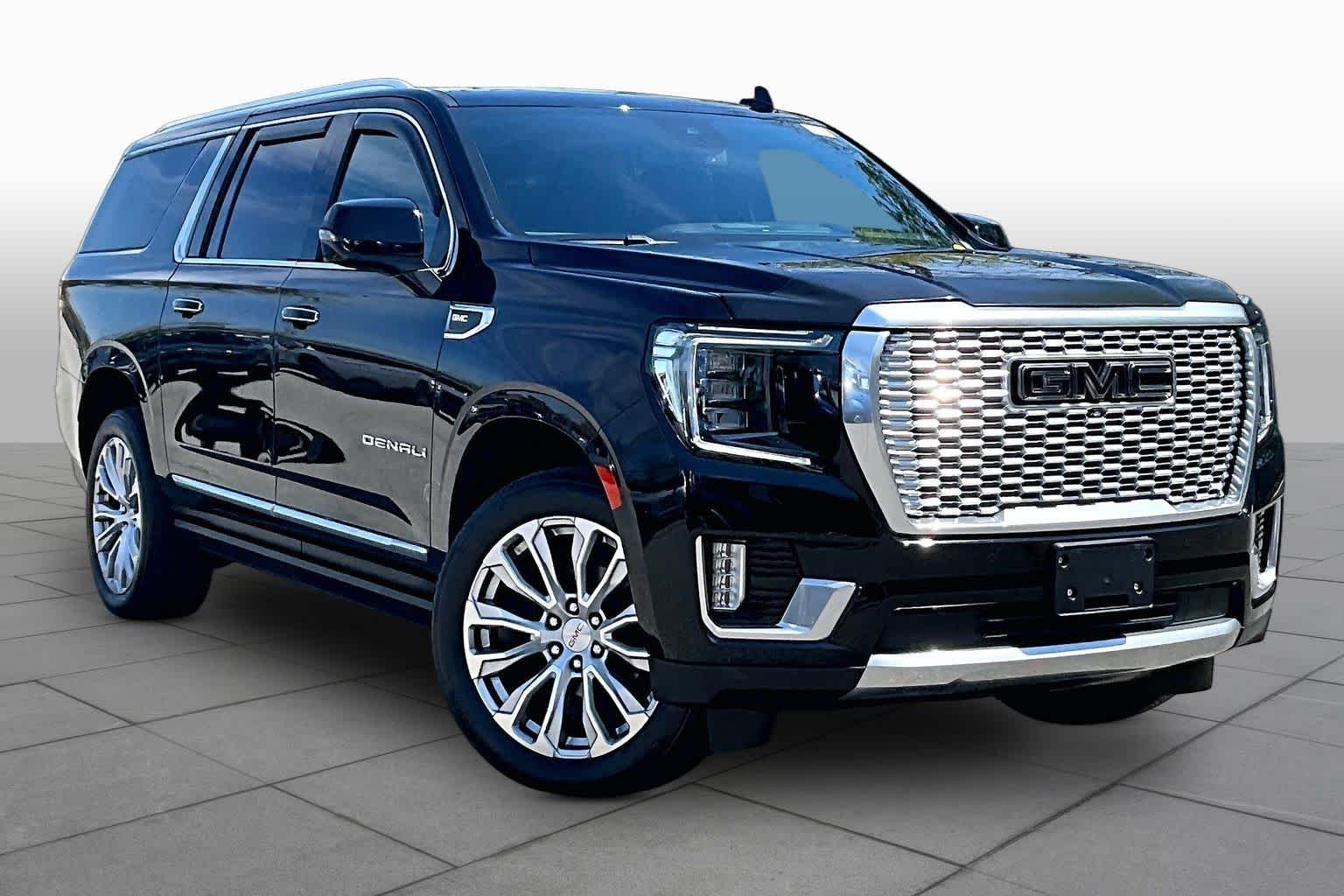 Used 2023 Onyx Black GMC Denali image 3