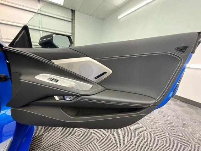 2024 Chevrolet Corvette 2LT - Photo 10