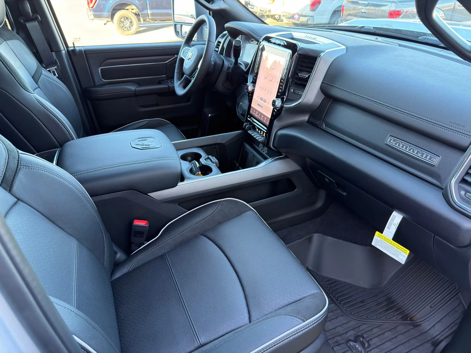 New 2026 Silver-Zynith Exterior Paint RAM Laramie image 37