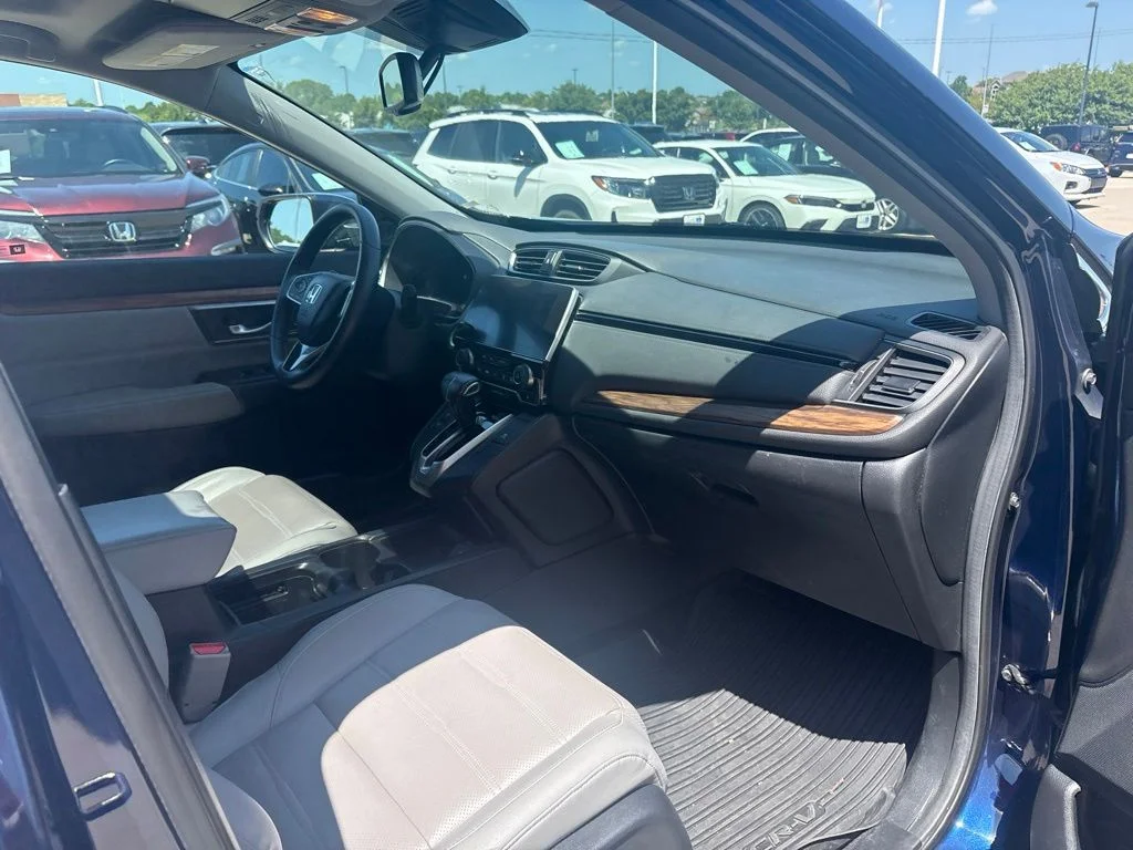 Used 2017 Blue Honda Touring FWD image 26