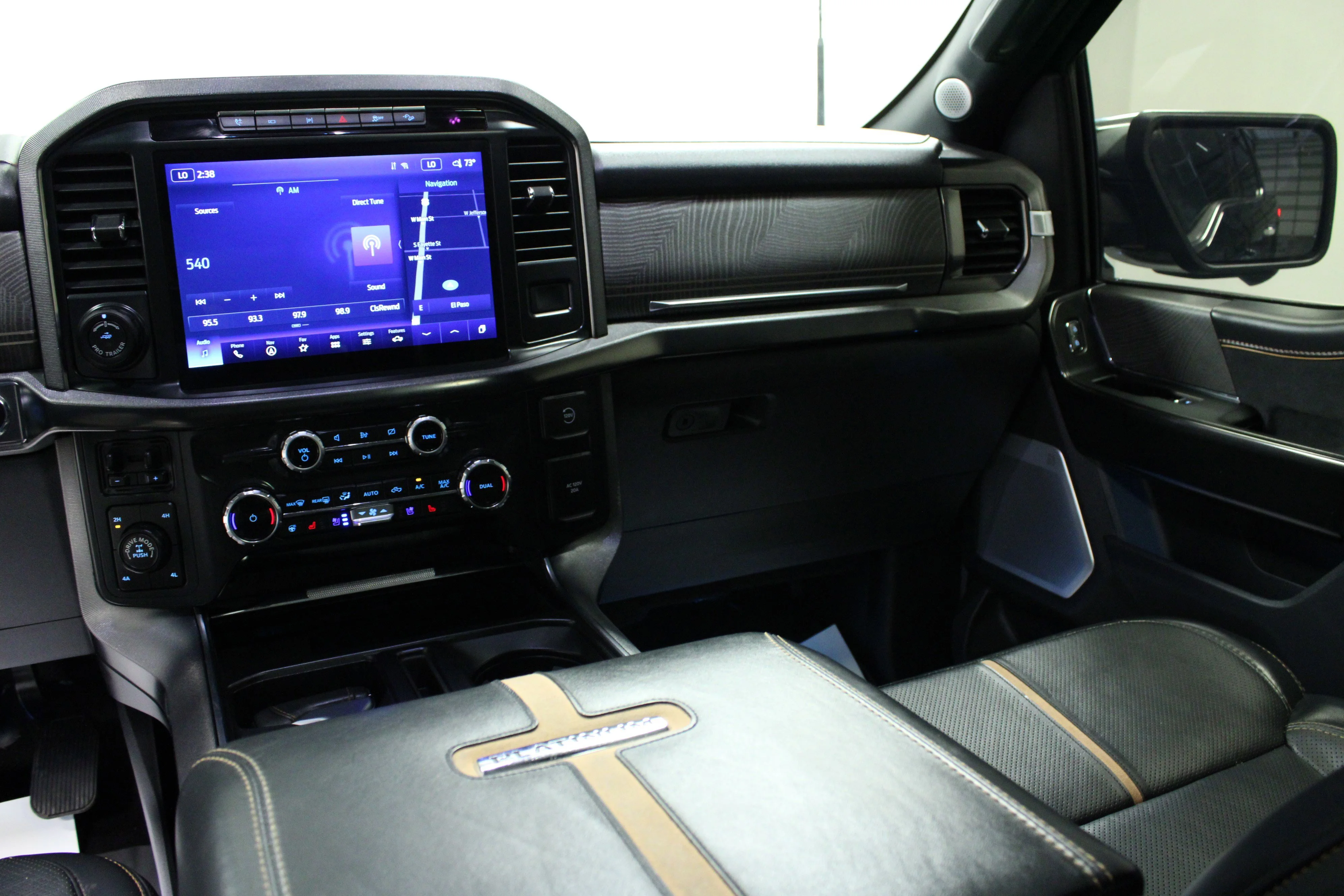 Used 2022 Black Metallic Ford Platinum image 19