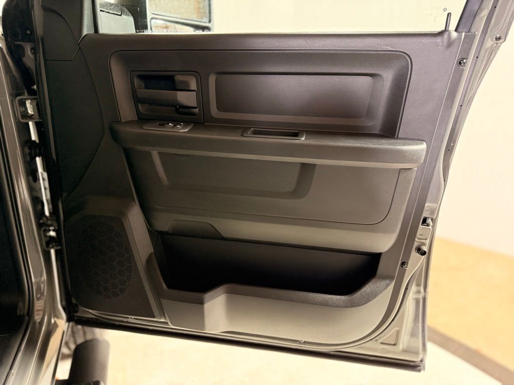 New 2026 Ceramic Gray Clearcoat RAM Tradesman image 17