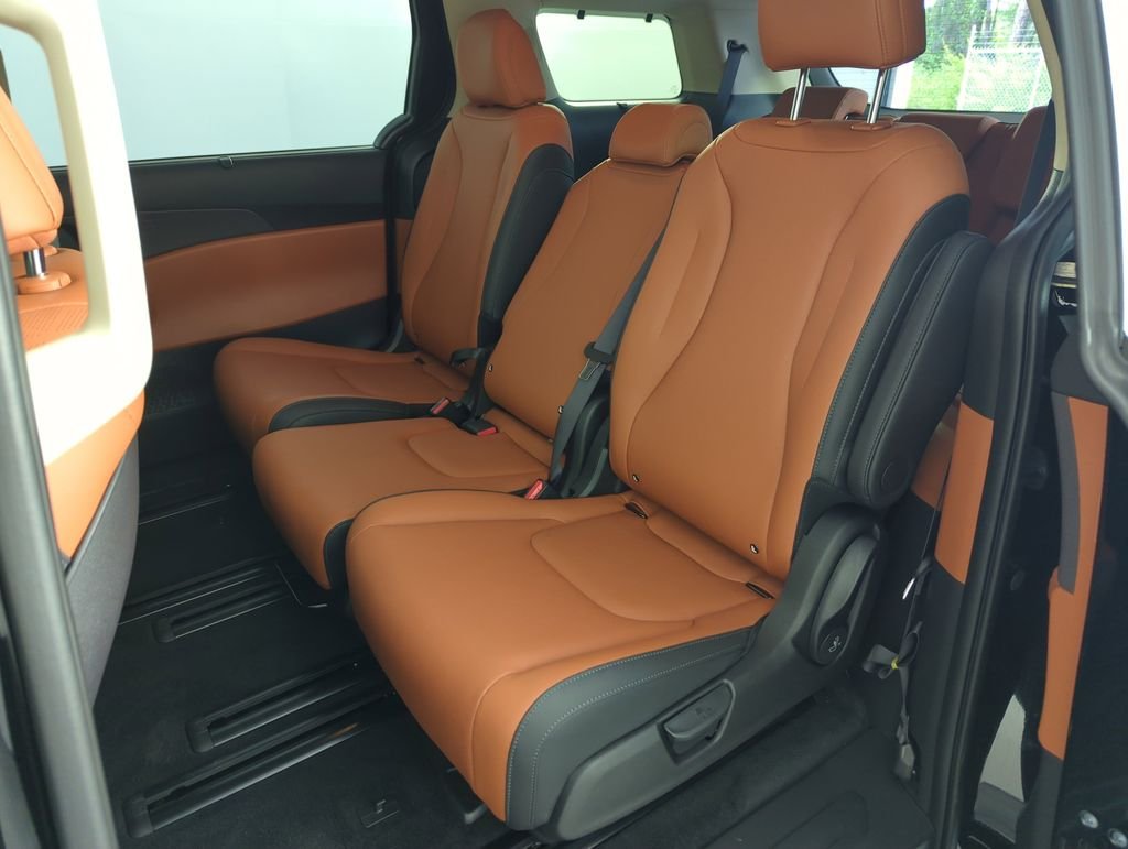 New 2026 Aurora Black Pearl Kia EX image 27