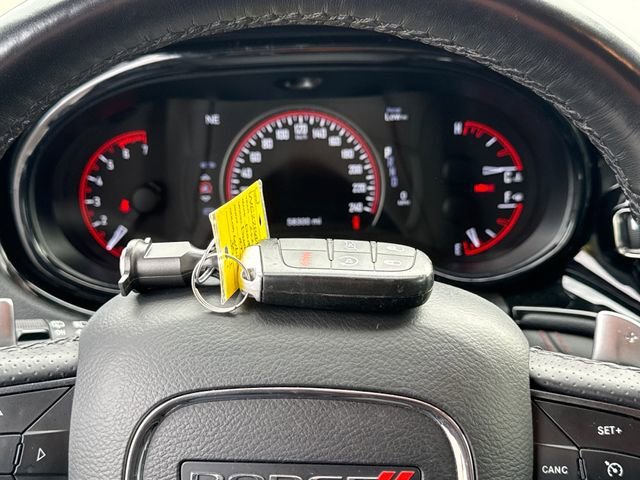 Used 2022 White Knuckle Clearcoat Dodge R/T image 32