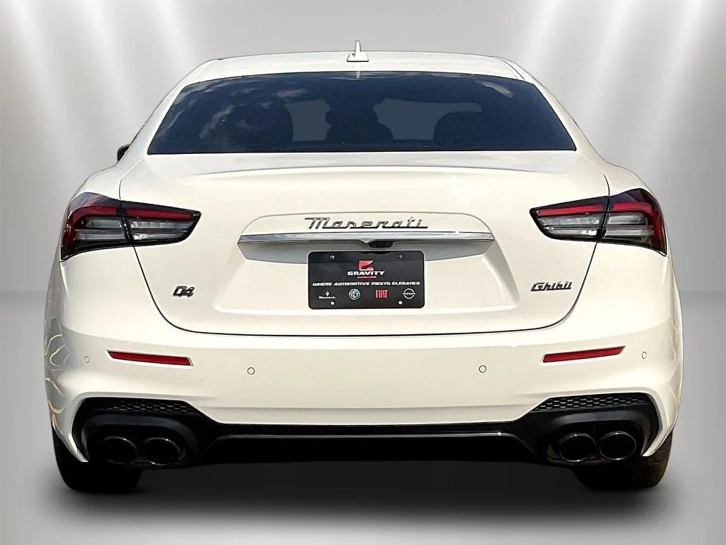 Used 2023 Bianco Maserati Modena Q4 image 5