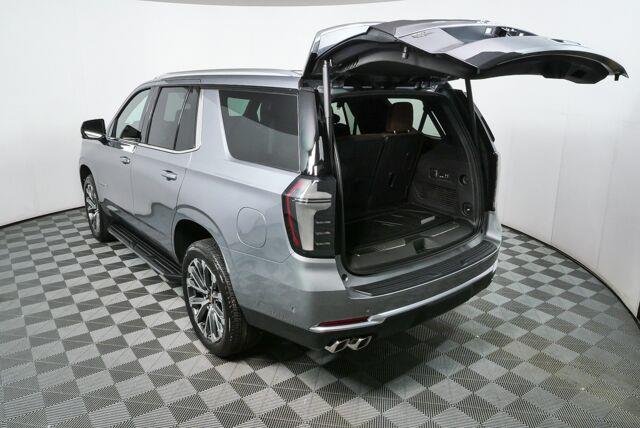 New 2026 Sterling Gray Metallic Chevrolet High Country image 32