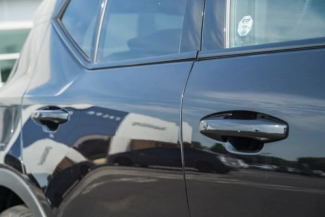 Certified Used 2023 Onyx Black Volvo Plus image 17