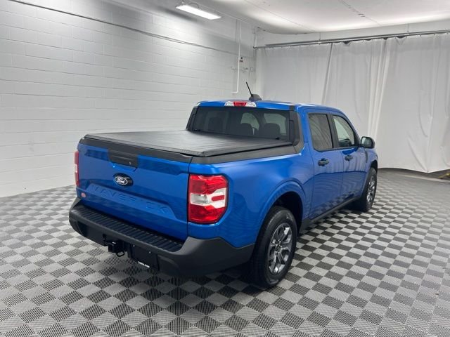 Used 2025 Blue Ford XLT image 5