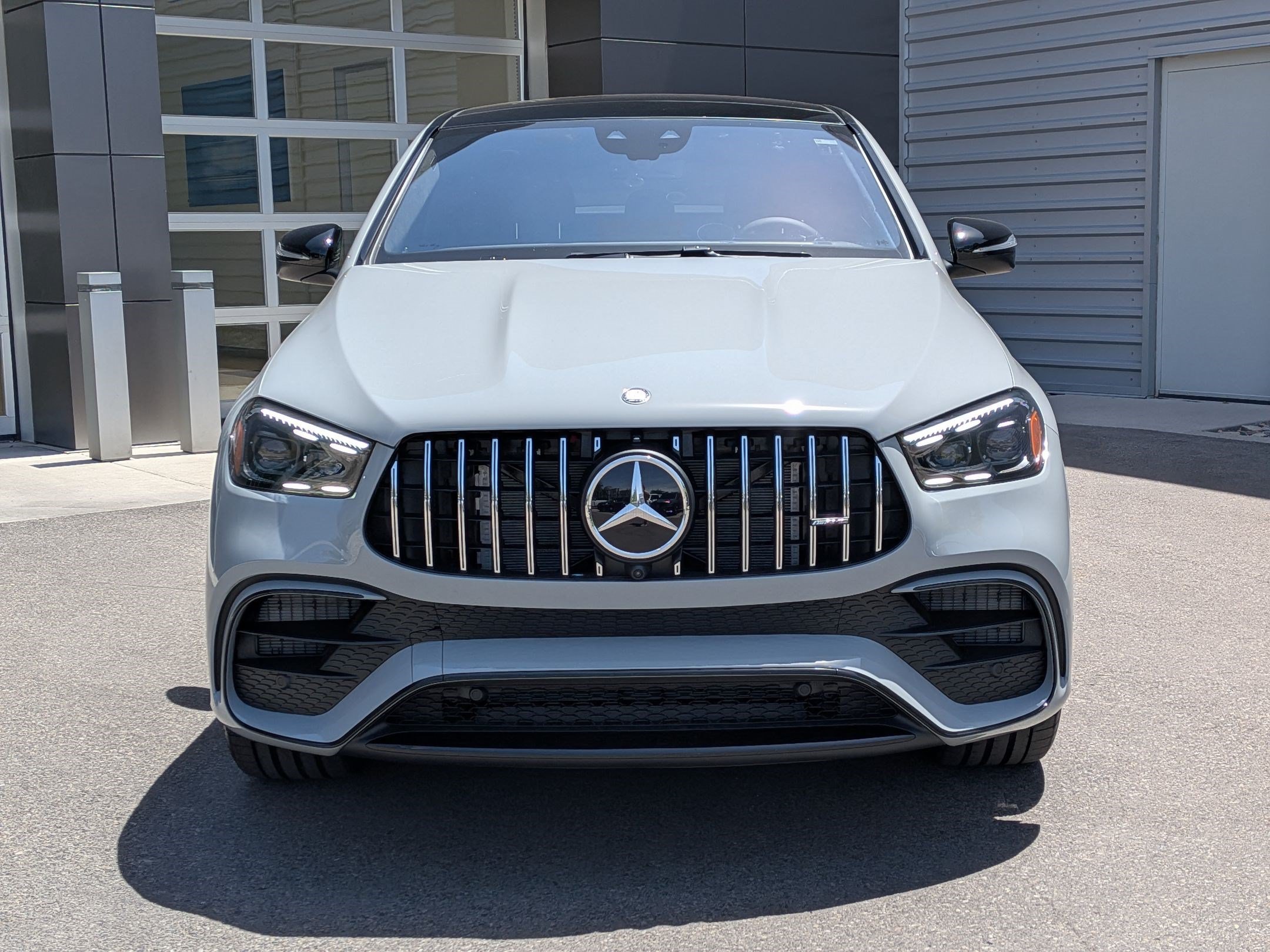 New 2026 MANUFAKTUR Alpine Grey Mercedes-Benz AMG® GLE 63 S image 9