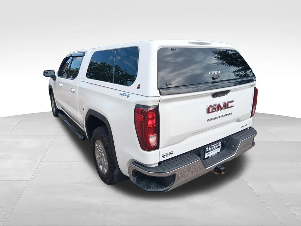 Used 2021 Summit White GMC SLE image 5