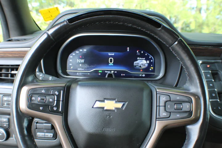 Used 2023 BLACK Chevrolet High Country image 10