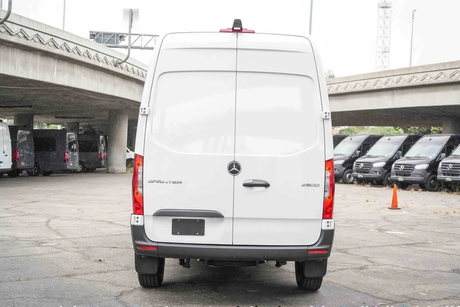 New 2026 Arctic White Mercedes-Benz Cargo 144WB High Roof RWD 2.0L I4 Diesel Turbo SO image 8