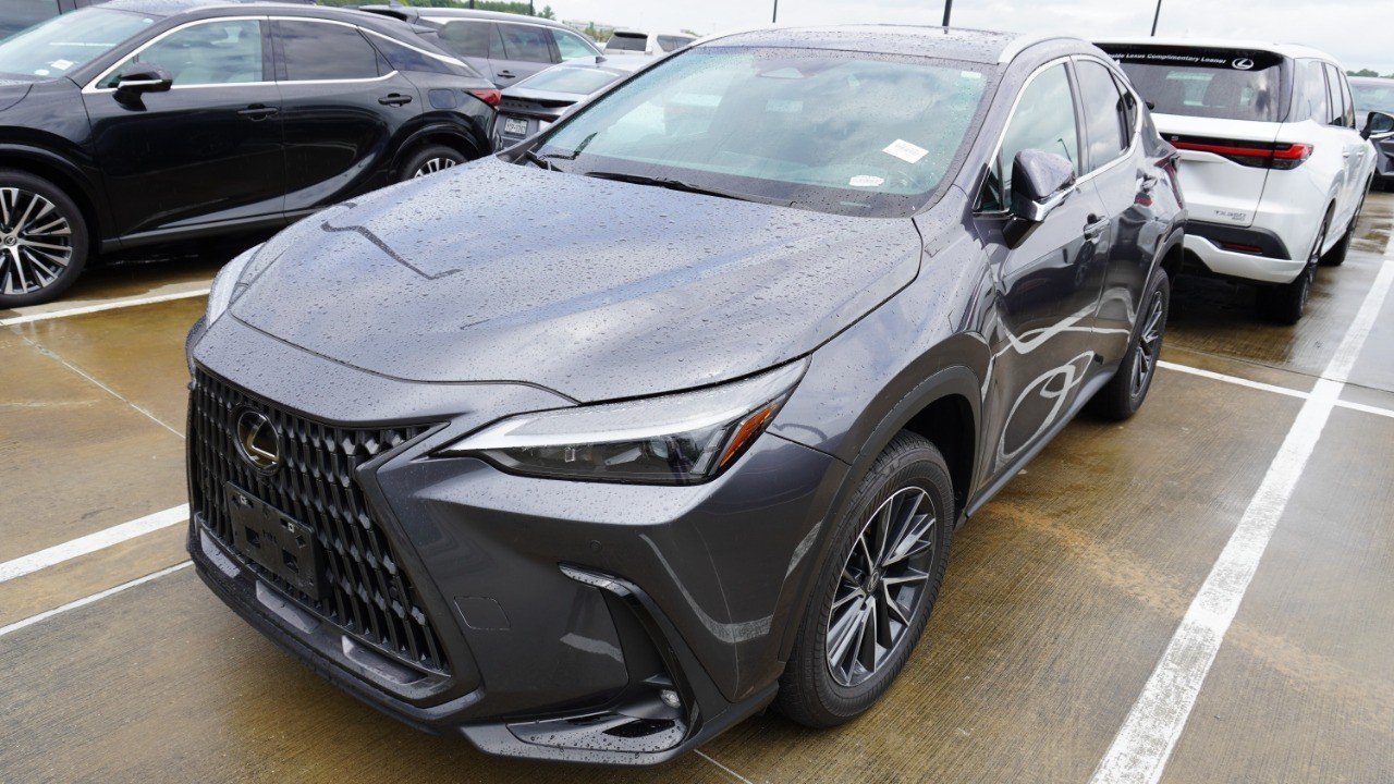 Used 2026 Gray Lexus NX 350 Premium image 4