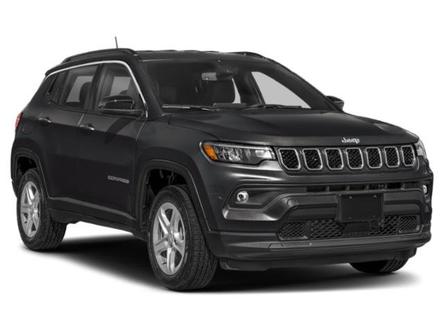New 2026 Sting-Gray Clearcoat Jeep Latitude image 6