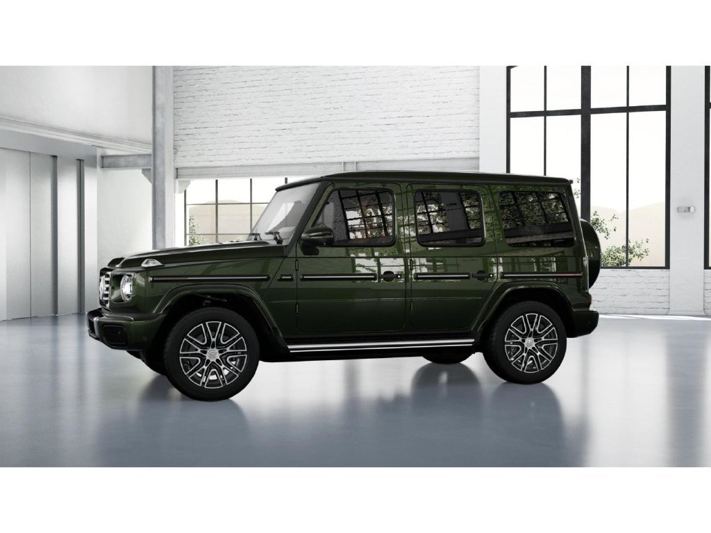 New 2027 MANUFAKTUR Olive Metallic Mercedes-Benz  image 36