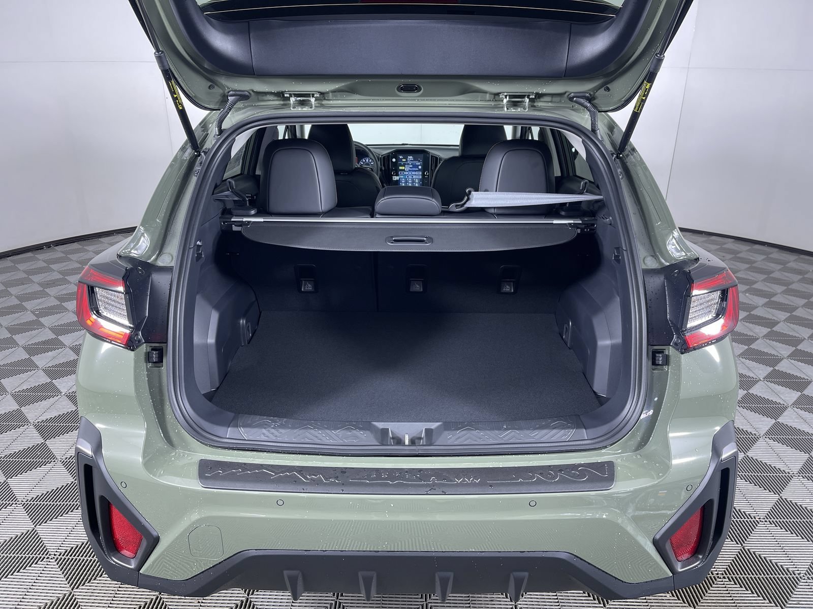 New 2026 ALPINE GREEN Subaru Limited image 23