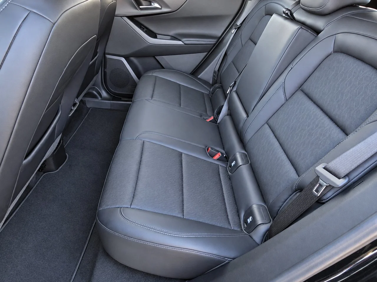 Used 2026 Mosaic Black Chevrolet LT image 24