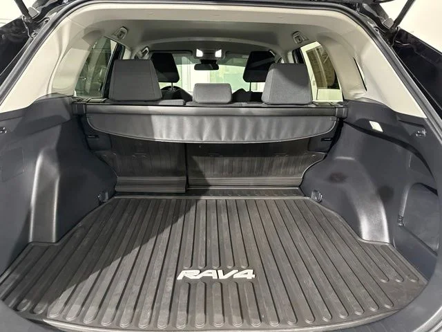 Used 2022 Black Toyota LE image 10