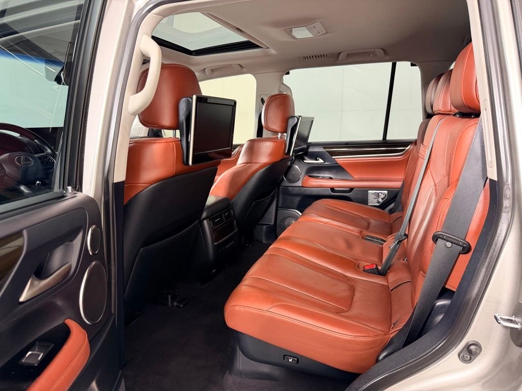 Used 2019 Silver Lexus 570 image 23
