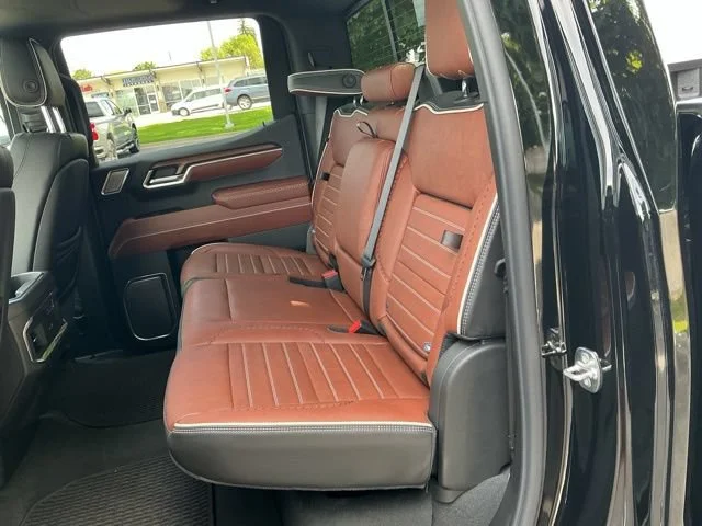 Used 2026 Onyx Black GMC Denali Ultimate image 21