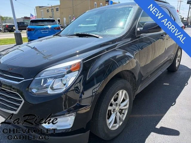 2017 Chevrolet Equinox LT's photo