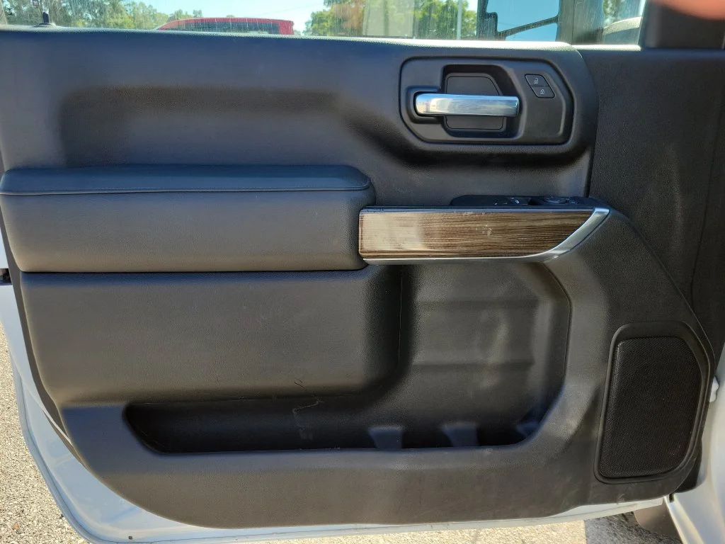 Used 2022  Chevrolet LT image 10