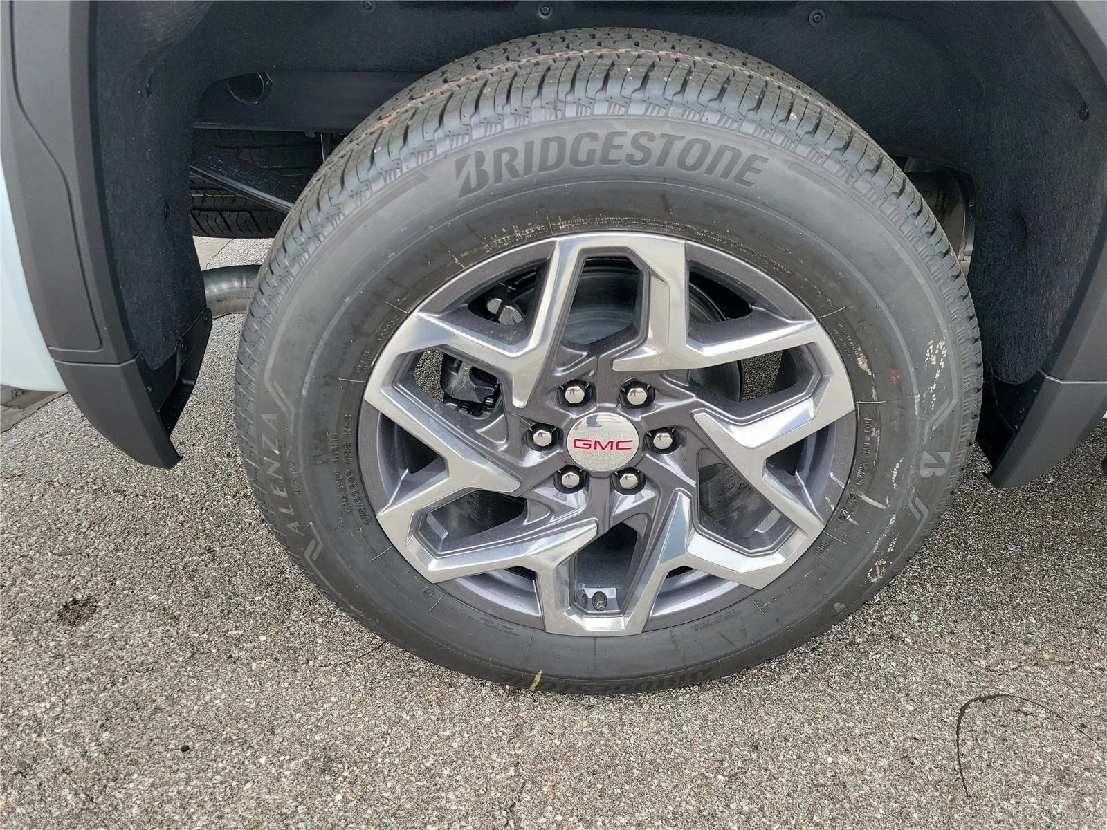 New 2026 Glacier White Tricoat GMC SLT image 5