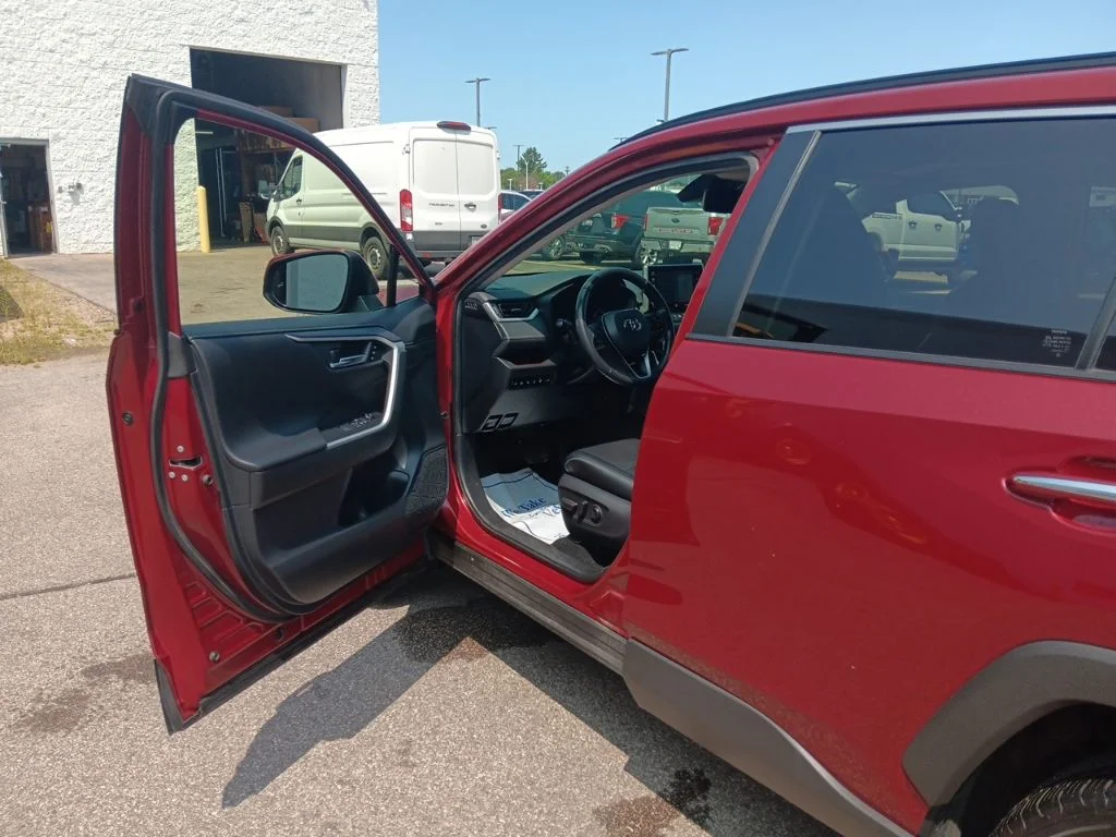 Used 2019 Red Metallic Toyota Limited image 13