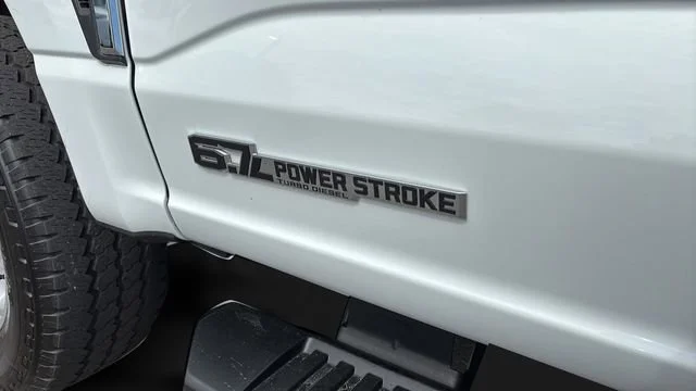 Used 2025  Ford XL image 37
