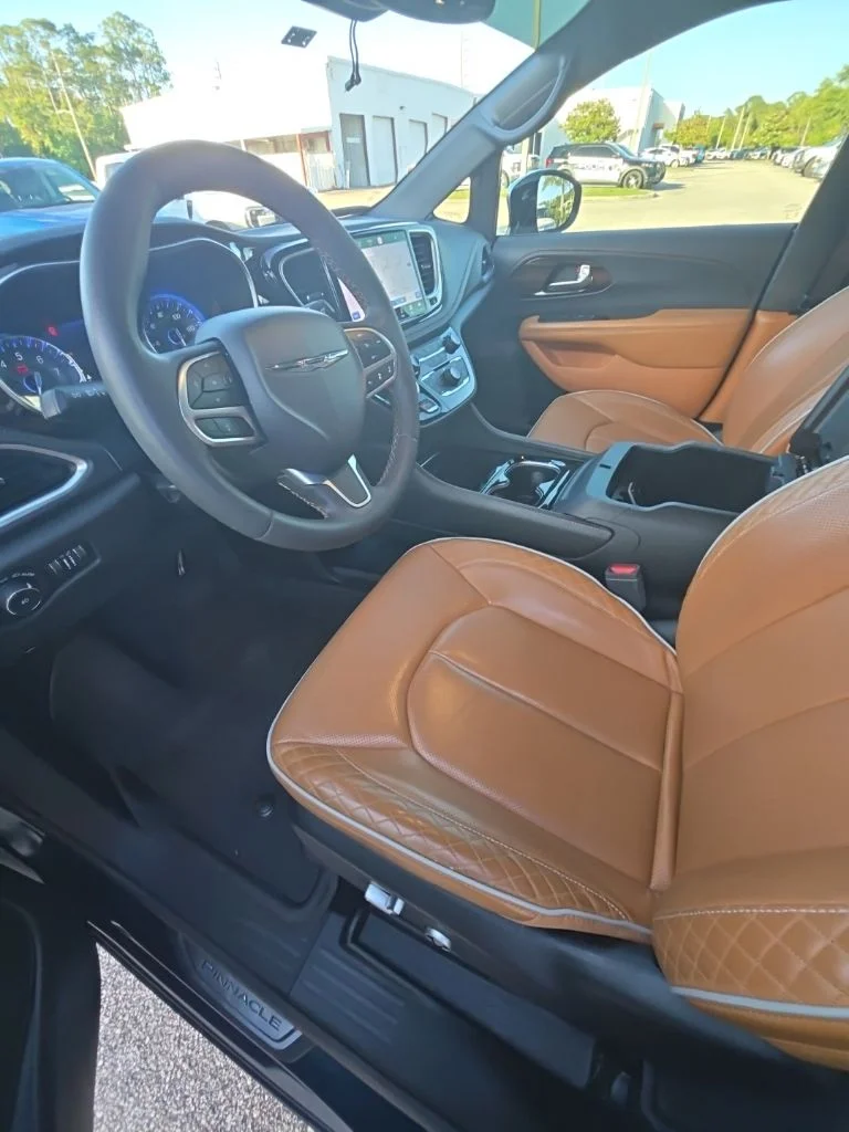 Used 2023 Blue Chrysler Pinnacle image 14