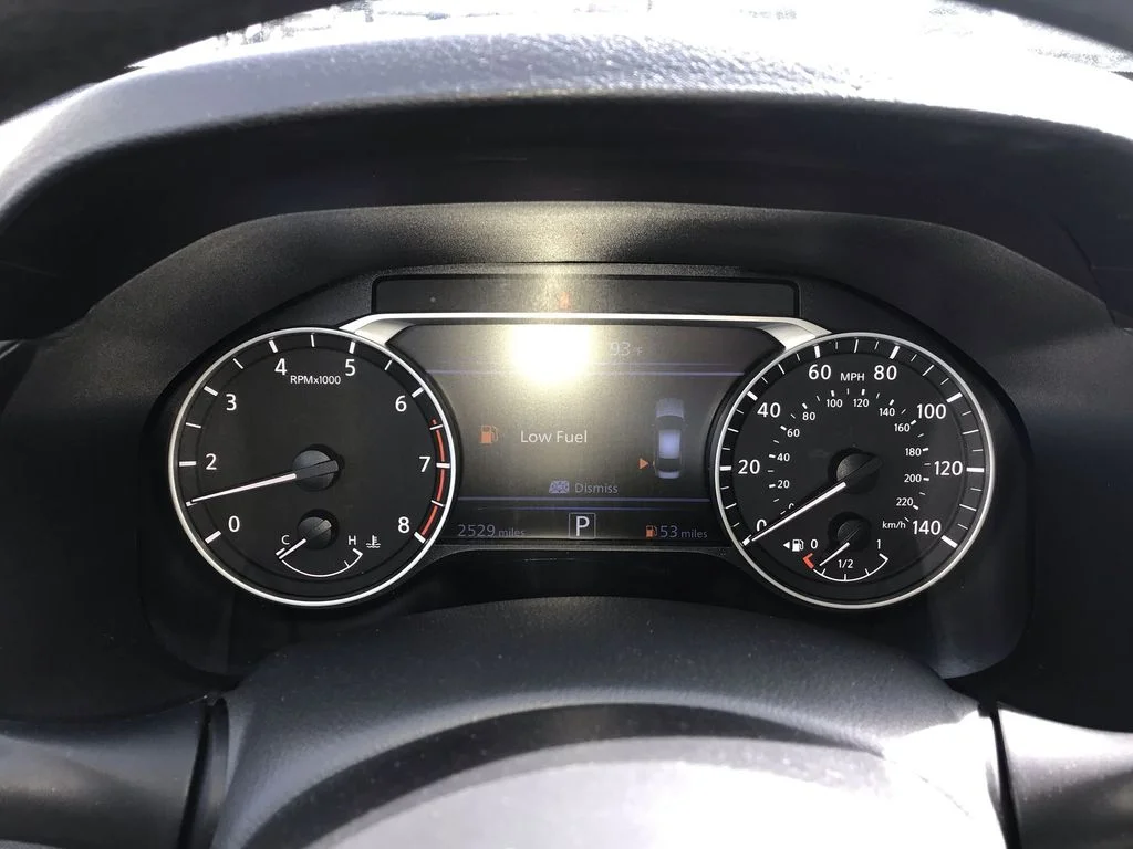 Used 2024 Red Nissan 2.5 SV image 15