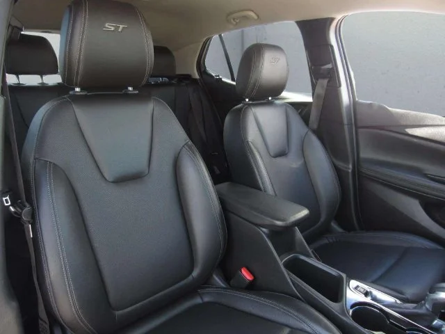 Used 2024 Summit White Buick Sport Touring image 10